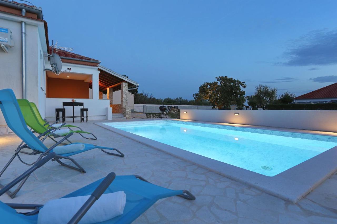 Holidayhouse Alirio With Heated Pool. Vrsi Εξωτερικό φωτογραφία