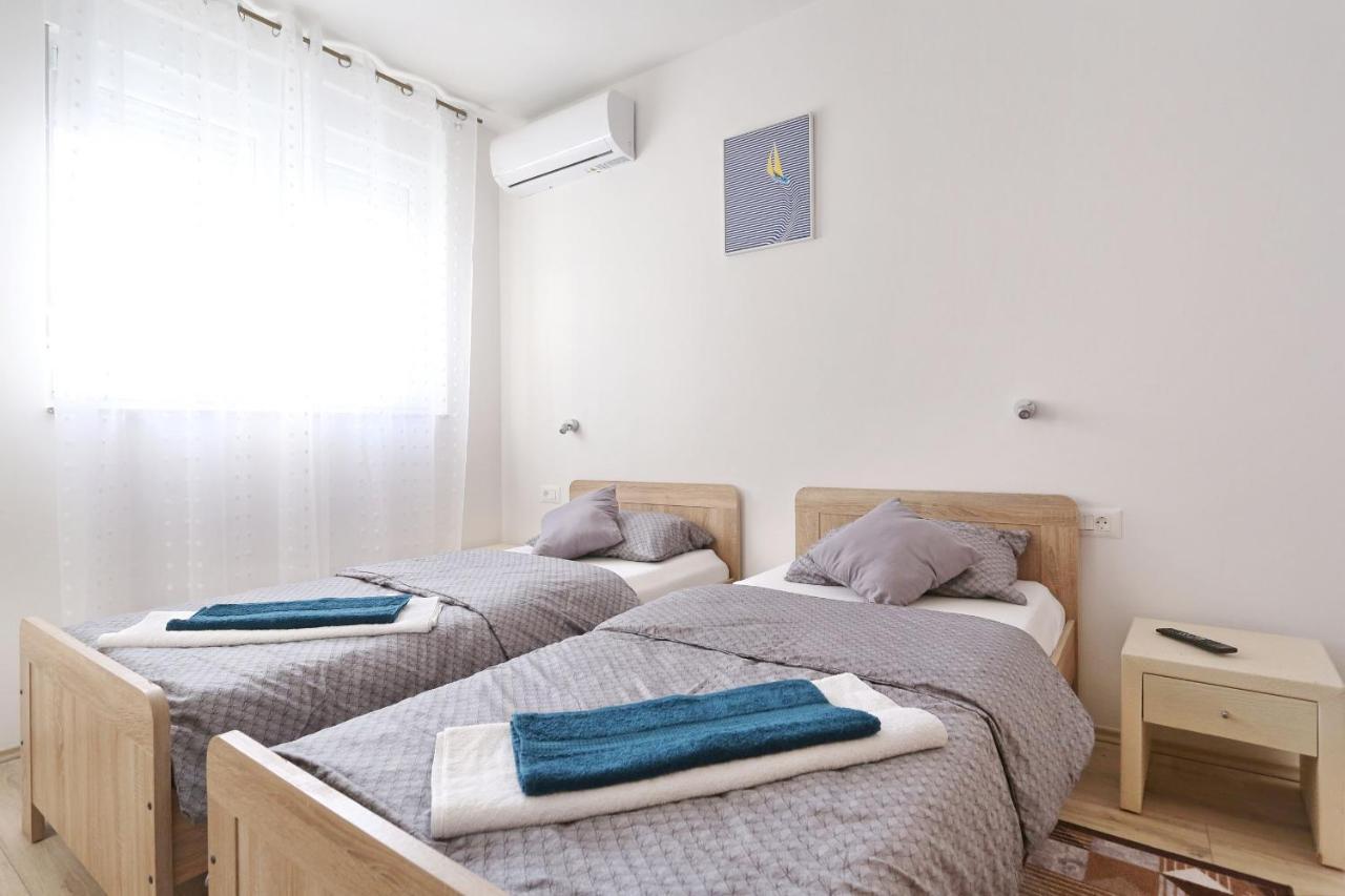 Holidayhouse Alirio With Heated Pool. Vrsi Εξωτερικό φωτογραφία