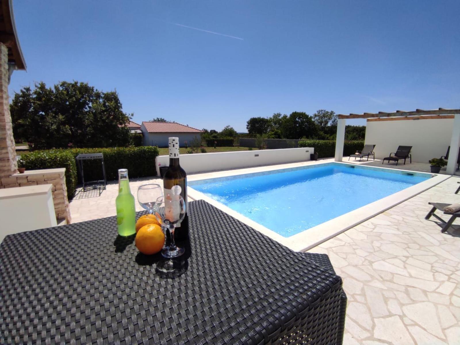 Holidayhouse Alirio With Heated Pool. Vrsi Εξωτερικό φωτογραφία