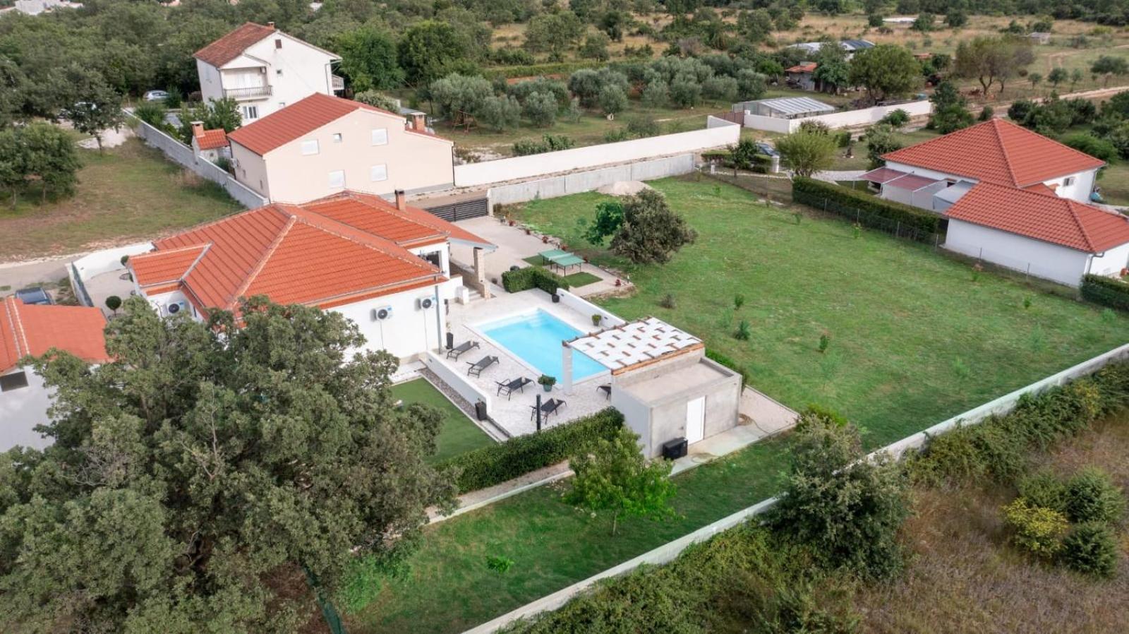 Holidayhouse Alirio With Heated Pool. Vrsi Εξωτερικό φωτογραφία