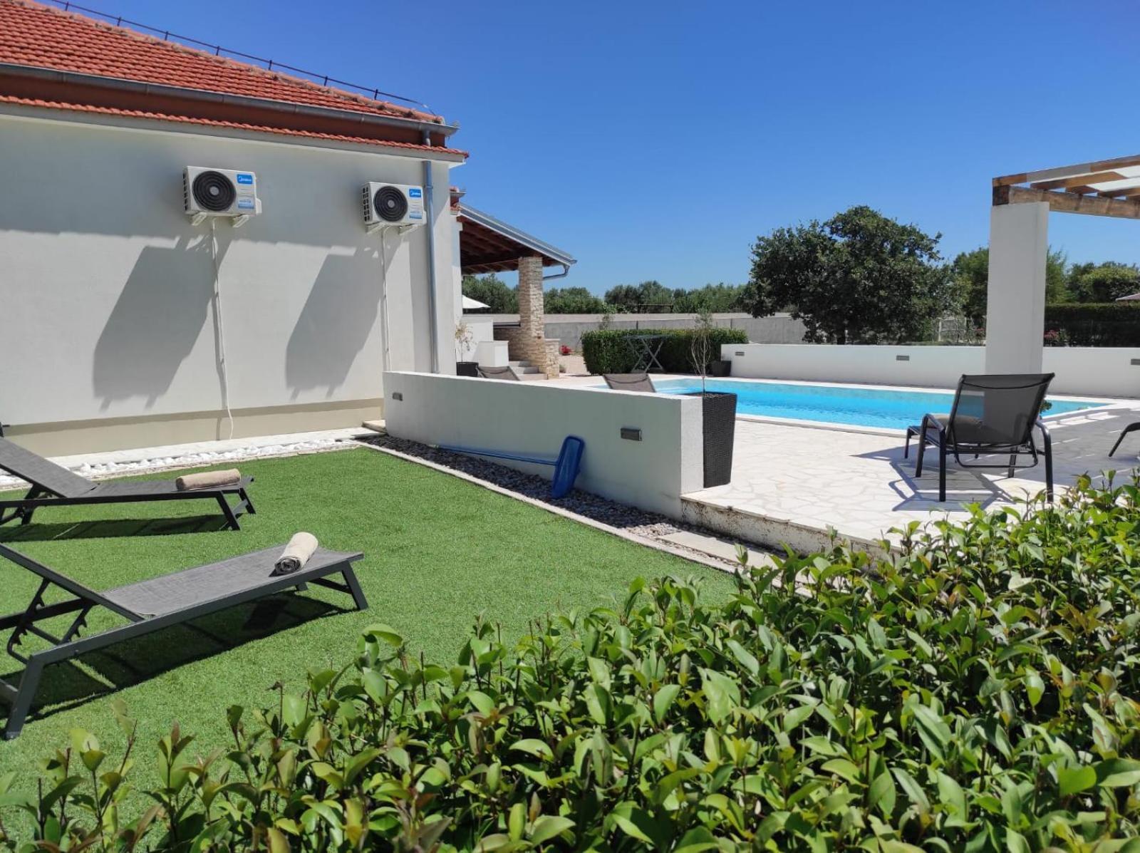 Holidayhouse Alirio With Heated Pool. Vrsi Εξωτερικό φωτογραφία